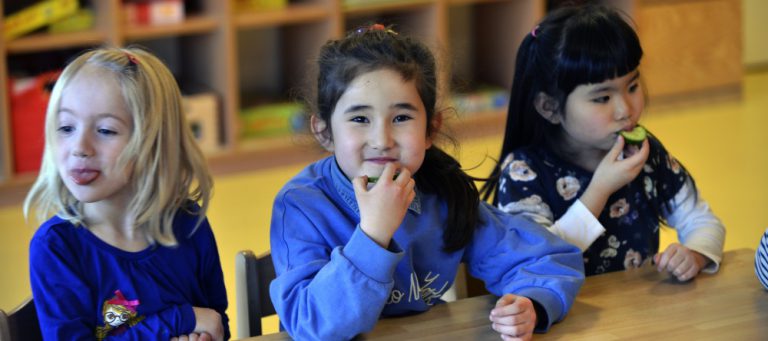 Japanische Kindergärten in Düsseldorf nutzen die Chance, die zwei Kulturen bieten.