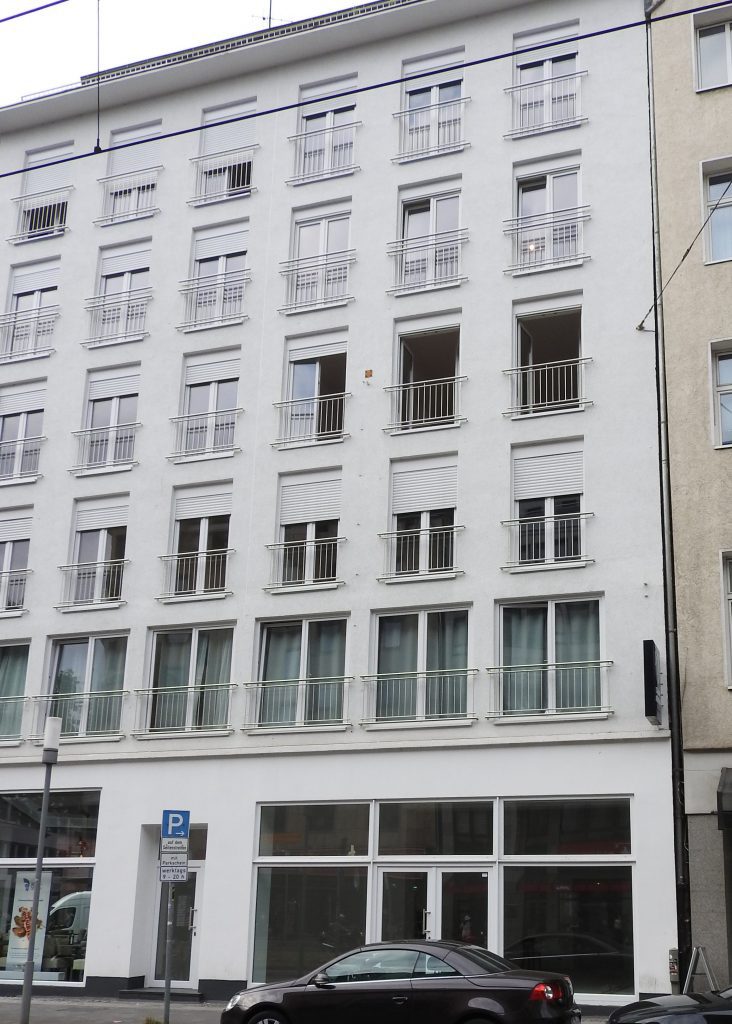 Graf-Adolf-Straße – D-Mitte